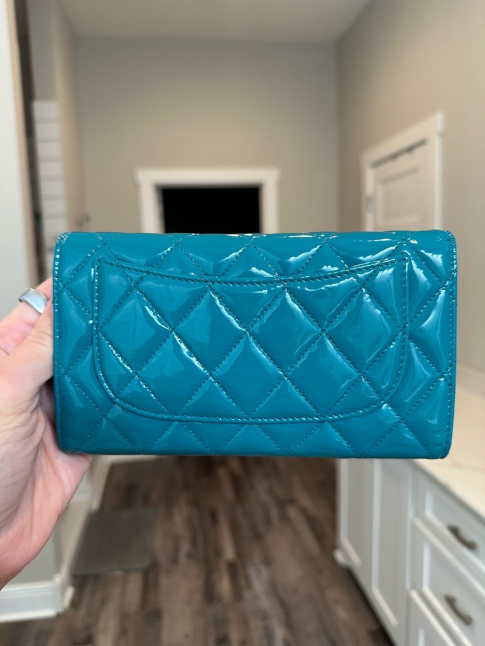 Pre-Owned CHANEL Turquoise Quilted Patent Leather Wallet - Picture 3 of 8